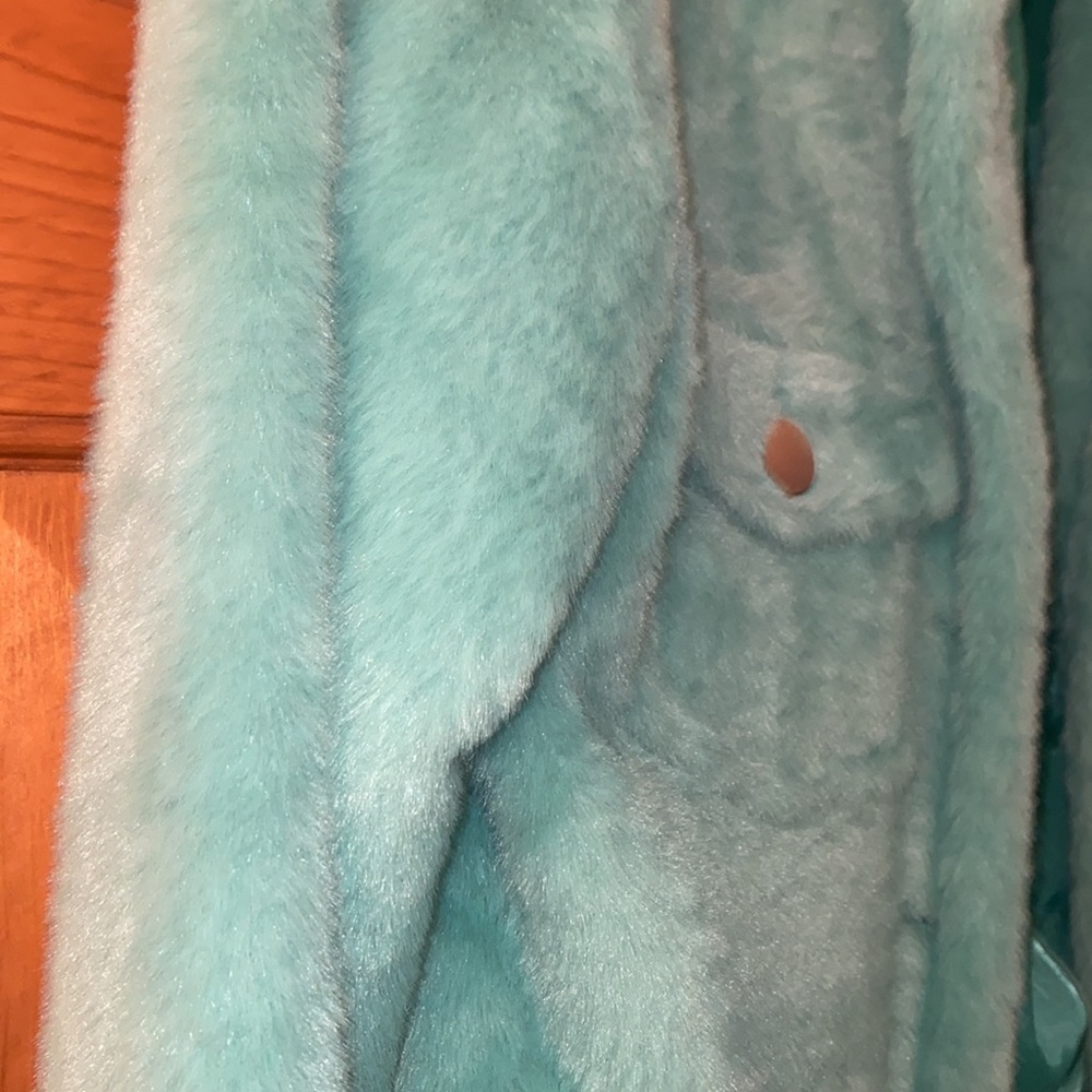 Cute jacket - Picture 3 of 3